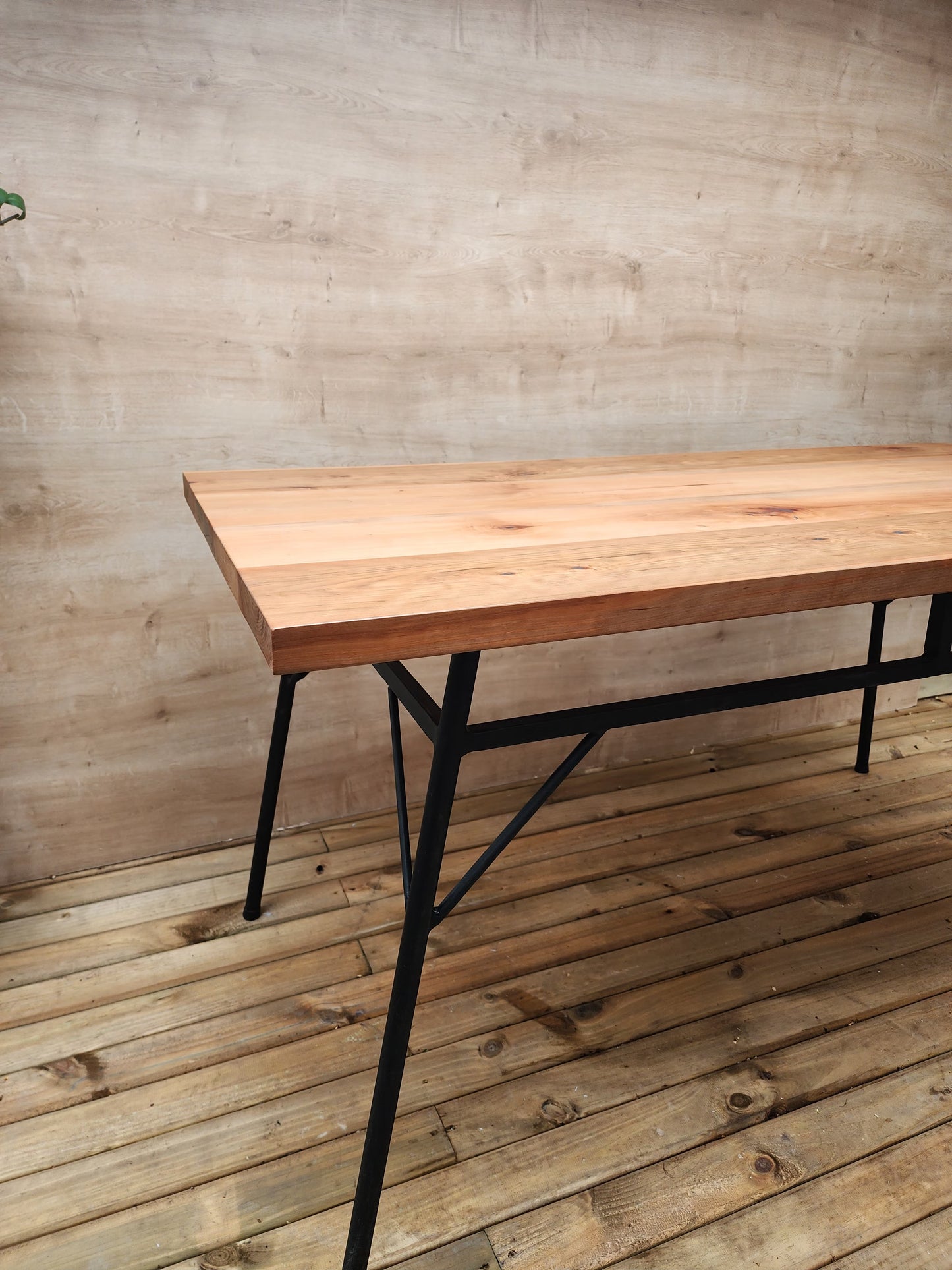 Mesa Roble - R01